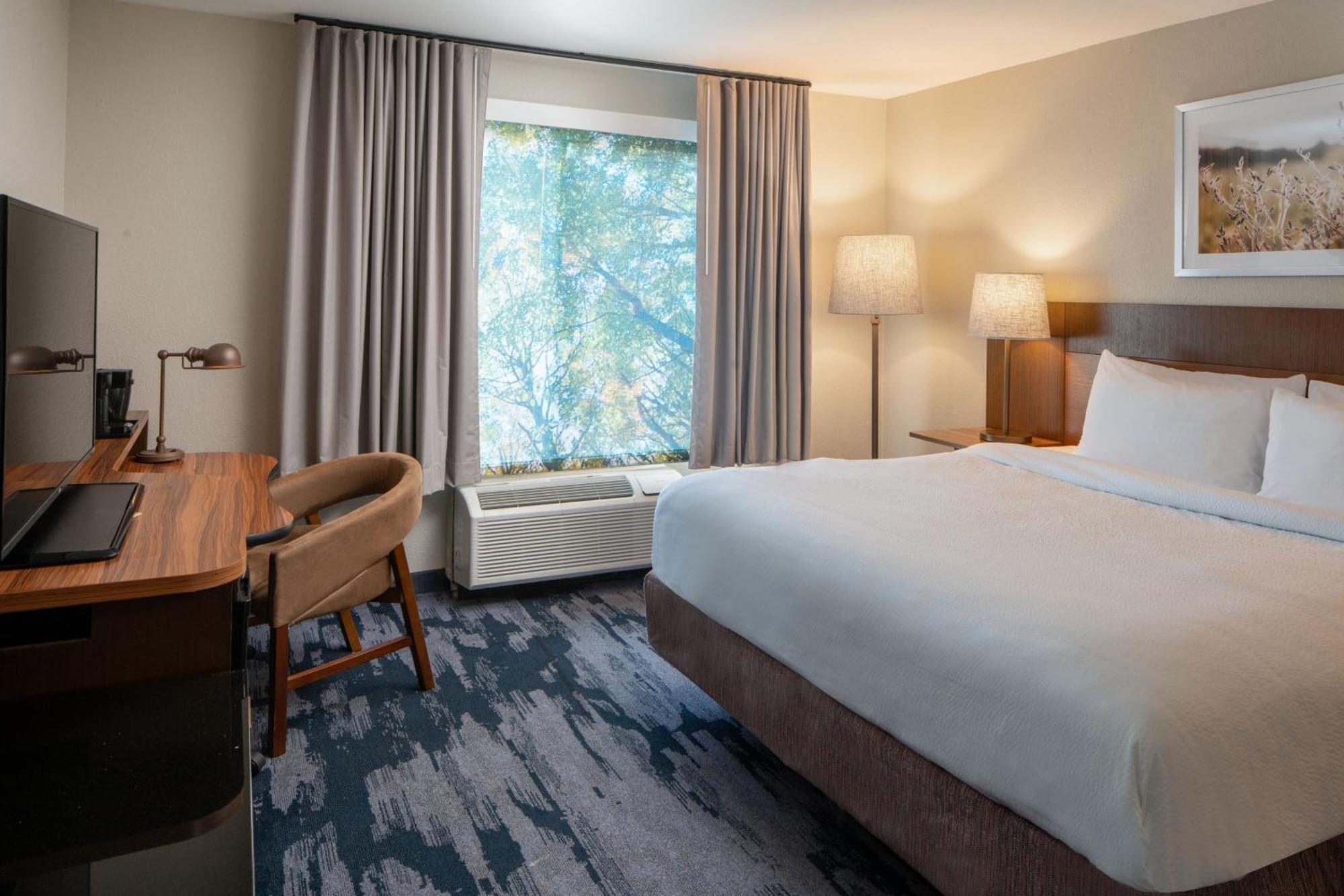 King Room - Hearing Accessible